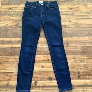 Frame Denim | Skinny de Jeanne | size 30 | Dark Wash “Grove Street”